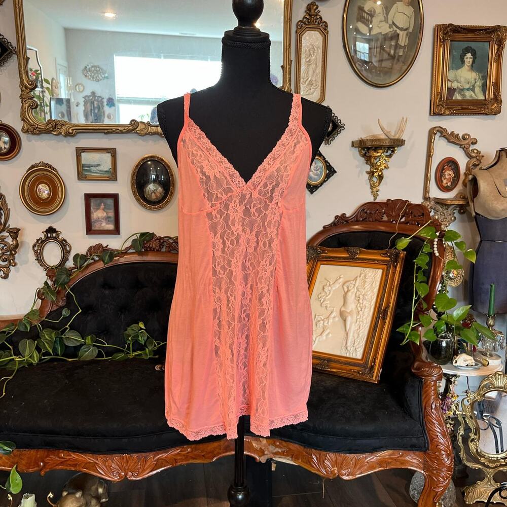 Vintage Y2K Victoria's Secret lingerie Peach lace slip dress size L